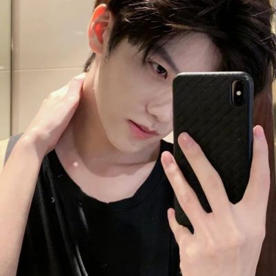 乖乖的又很酷的男生高级感的头像 失意时不要怅惘因为往往苦尽甘来