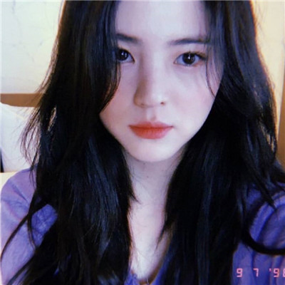 韩国女爱豆韩素希头像ins风不怀念了反正也不见面了