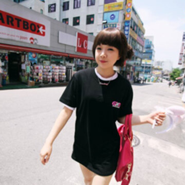 点击图片可在新窗口打开 可爱女生QQ空间图片素材