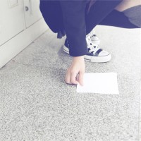 �Ѿ�ϰ����������ʵ�����_�����ȴ��ķ�����Ů��QQͷ��