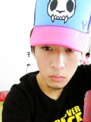 QQ�ռ�ͼƬ�ز�