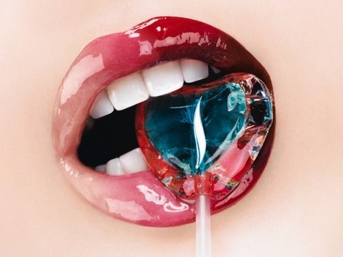 QQ�ռ�С���ز�