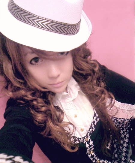QQ�ռ�С���ز�