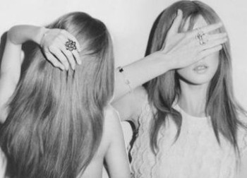 QQ�ռ������ز�