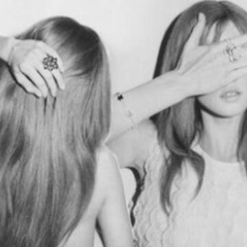 QQ�ռ������ز�
