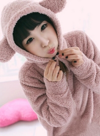 QQ�ռ���ҳ�ز�