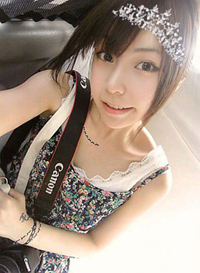 �ռ�Ů���ز�