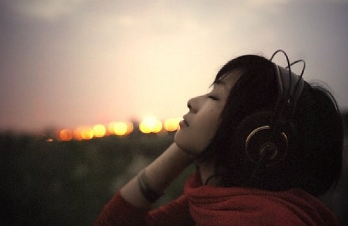 QQ�ռ�С���ز�