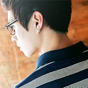 ��ˮ�����µ���쳾�������_˧�����˵ķ�������������QQͷ��