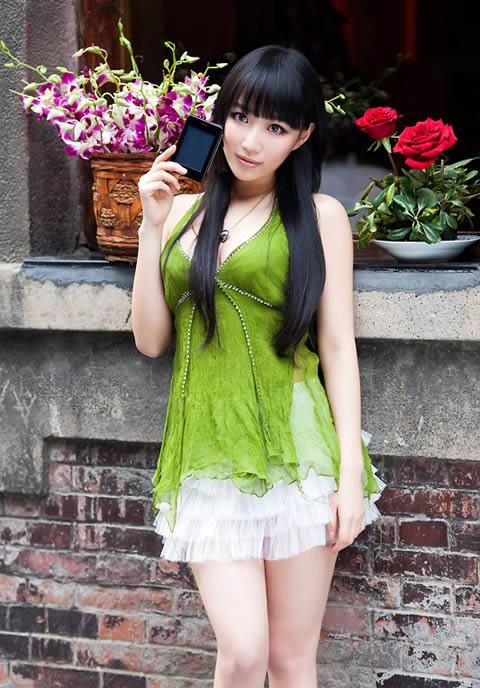 ����������ڸǲ�����α_�����ķ������Ը�Ů��QQ�ռ�ͼƬ