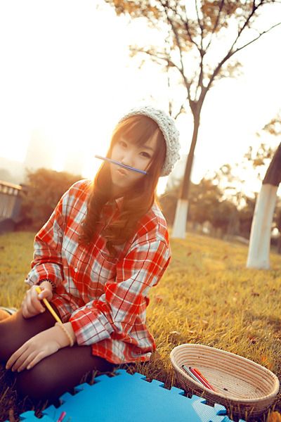 ��ֻ��ͻȻ����޴�_�����Ҹ��ķ��������Ů��QQ�ռ�ͼƬ�ز�
