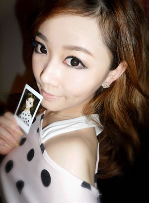 ��һ����ѧ����̹Ȼ_�⾳ʱ�еķ�����Ů��QQ�ռ�ͼƬ