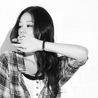 ǳ��һ���˵ļ�į_ʱ�г����ĸ���Ů��QQͷ��