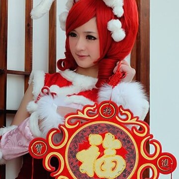 Ϊ�㴩�Ϻ�ɫ����_2011����ϲ��Ů��QQ�ռ�ͼƬ�ز�