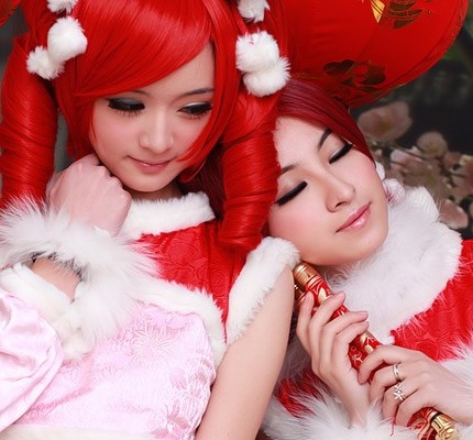 Ϊ�㴩�Ϻ�ɫ����_2011����ϲ��Ů��QQ�ռ�ͼƬ�ز�