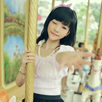 �Ұѱ��������Լ�_�����⾳�ķ�����Ů��QQͷ��