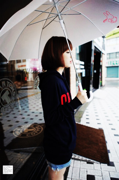 һ���˵�ʹ��˼ʹ_���½���ʱ��Ů��QQ�ռ�ͼƬ�ز�
