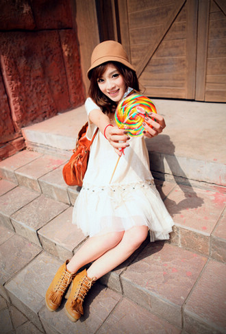 �����ֱ��һ������_Ψ���⾳�ķ�����Ů��QQ�ռ�ͼƬ�ز�