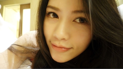 ���᲻�������۾�_�绨�ƾƵ�Ψ���⾳QQ�ռ�ͼƬ�ز�