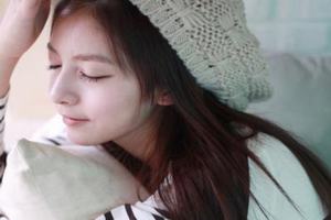 �Һͼ�įԽ��Խ��Ϥ_������Եĺ��Ů��QQ�ռ�ͼƬ�ز�