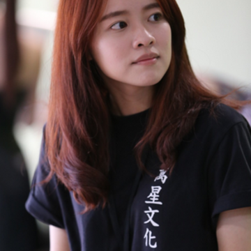 LOLS4世界总决赛现场美女