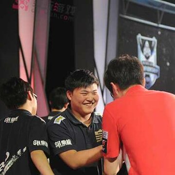 LOLS4小狗