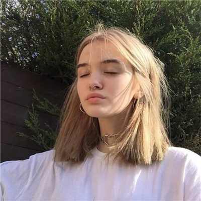qqͷ��ŷ��Ů����ֿɰ�����2018 ңң���������з�ƫ��