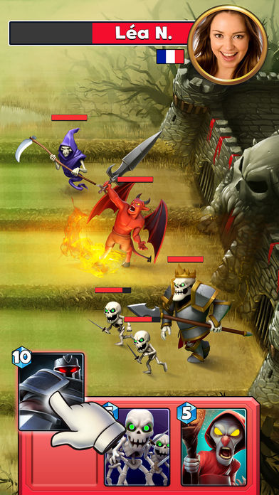 Castle Crush(�Ǳ�����ս�ƽ������)v3.9.0 ��׿��