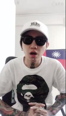 谢和弦炫富表情包下载