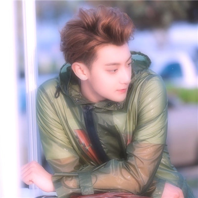 exo�����˧��С����ͷ��2018���� ���ٳտ�A������ʲô����