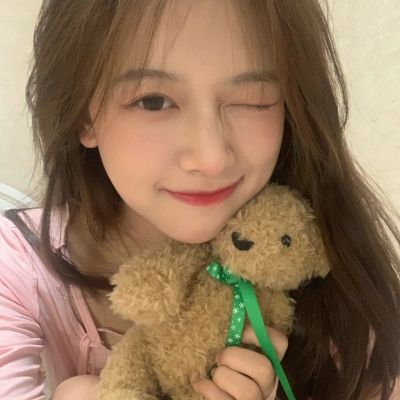 干净女生头像真人小清新很清纯 一个人若能令你安心定能给你温柔