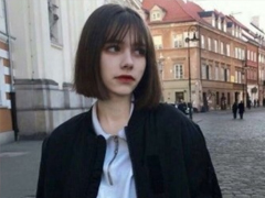 Ӣ����Ů��С�ڶ����ټ� �����ô�ֵ�Ӣ���ǳ�