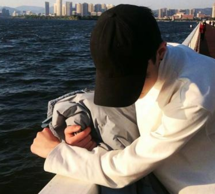 霸气侧漏的忍男生签名 优质又很有范的签名男生 霸气侧漏的忍男生签名 优质又很有范的签名男生
