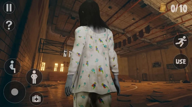 �ֹ���ѧУ���µ�����(Haunted School Scary Escape)