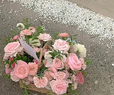 �ȴ�һ���˵�ǩ���̾� Ը��ȴ�һ���˵ľ���ǩ��