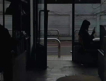 独自一人在城市的文案 一个人漂泊在外的伤感语录