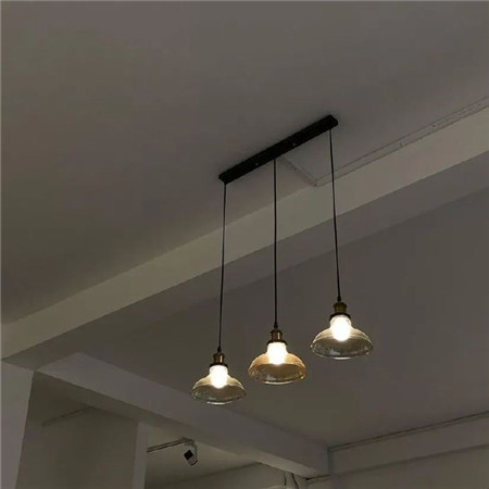 全新很好看又很高级的背景图 他不害怕失去你态度当然很随意