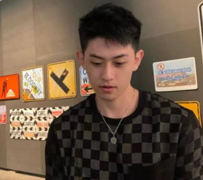 令人心动的男生签名 很容易吸引男人的签名 令人心动的男生签名 很容易吸引男人的签名