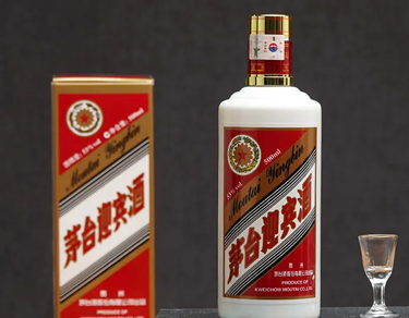 第一次喝茅台的说说 喝茅台朋友圈配文 第一次喝茅台的说说 喝茅台朋友圈配文