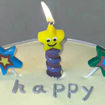 �����Ҹ��е�΢��ǩ�����ں� �����˵ı������Ķ̾�ǩ��