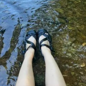 夏季去山里避暑的心情说说 夏天游山玩水的心情短语 夏季去山里避暑的心情说说 夏天游山玩水的心情短语