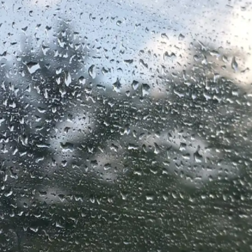下班下雨被淋湿一身的说说 下班被雨淋湿很狼狈的句子 下班下雨被淋湿一身的说说 下班被雨淋湿很狼狈的句子
