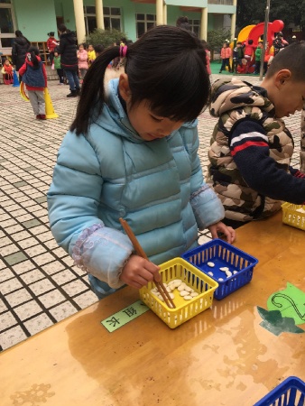 夹乐多连击操作与道具使用实拍