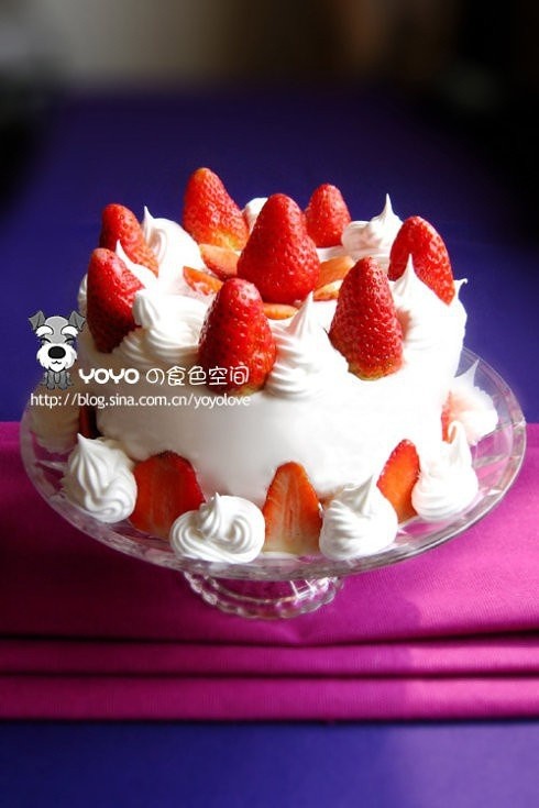 �����ݮ����(Strawberry Cake) ��ͥ���Ʋ�ݮ�����Ʒͼ