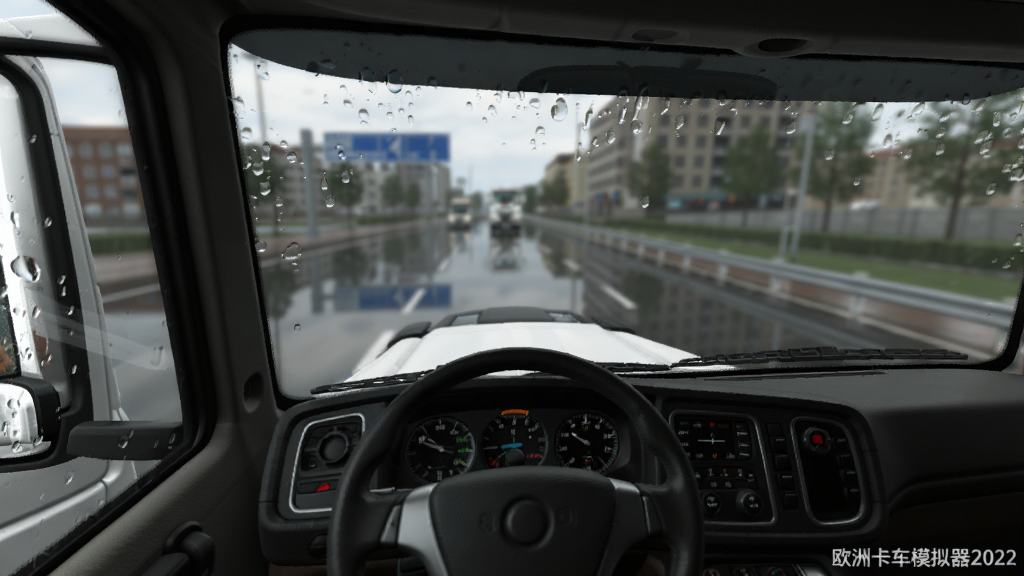 一辆白色卡车在雨天湿滑路面上行驶,雨滴打在挡风玻璃上,路面有积水反光,背景是模糊的城市建筑,画面采用驾驶舱内视角,方向盘和中控台清晰可见,写实3D风格,画质高清,画面干净,无多余元素,图片中打文字“欧洲卡车模拟器2022”